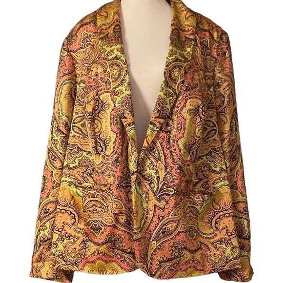 Handmade silk paisley blazer one of a kind. - Picture 2 of 12